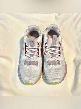 On Cloudnova 2 Undyed White Fade w/Orchid Base - Wmn’s Sz 8 - CloudTec Sneakers